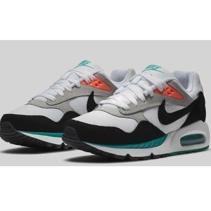 NIKE AIR MAX Women’s CORRELATE 2022 EUC